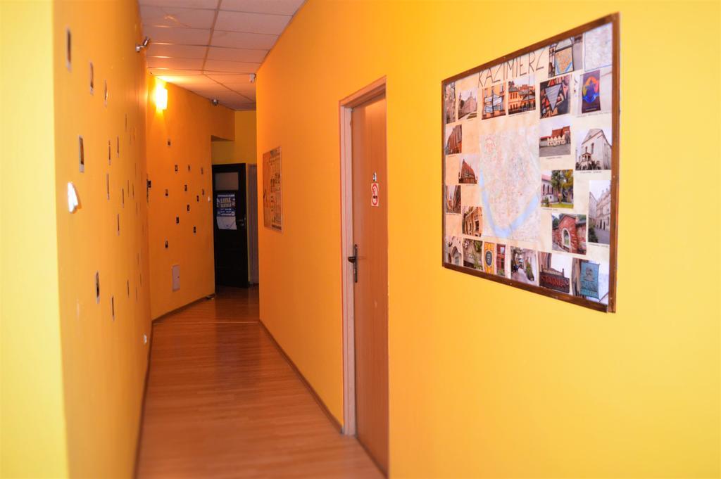 Honey Hostel Krakau Buitenkant foto