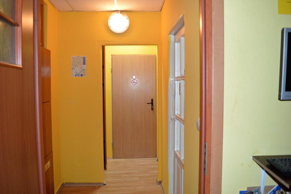 Honey Hostel Krakau Buitenkant foto