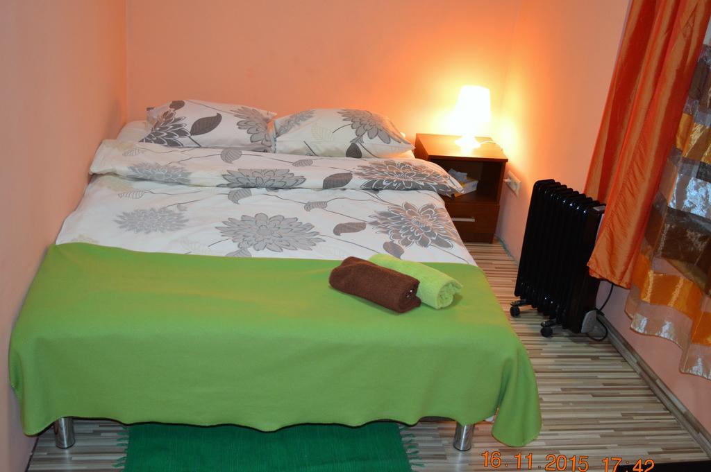 Honey Hostel Krakau Buitenkant foto