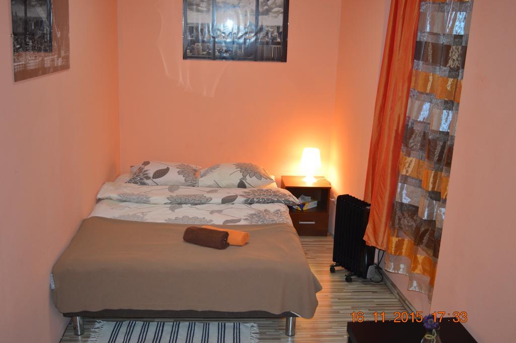 Honey Hostel Krakau Buitenkant foto