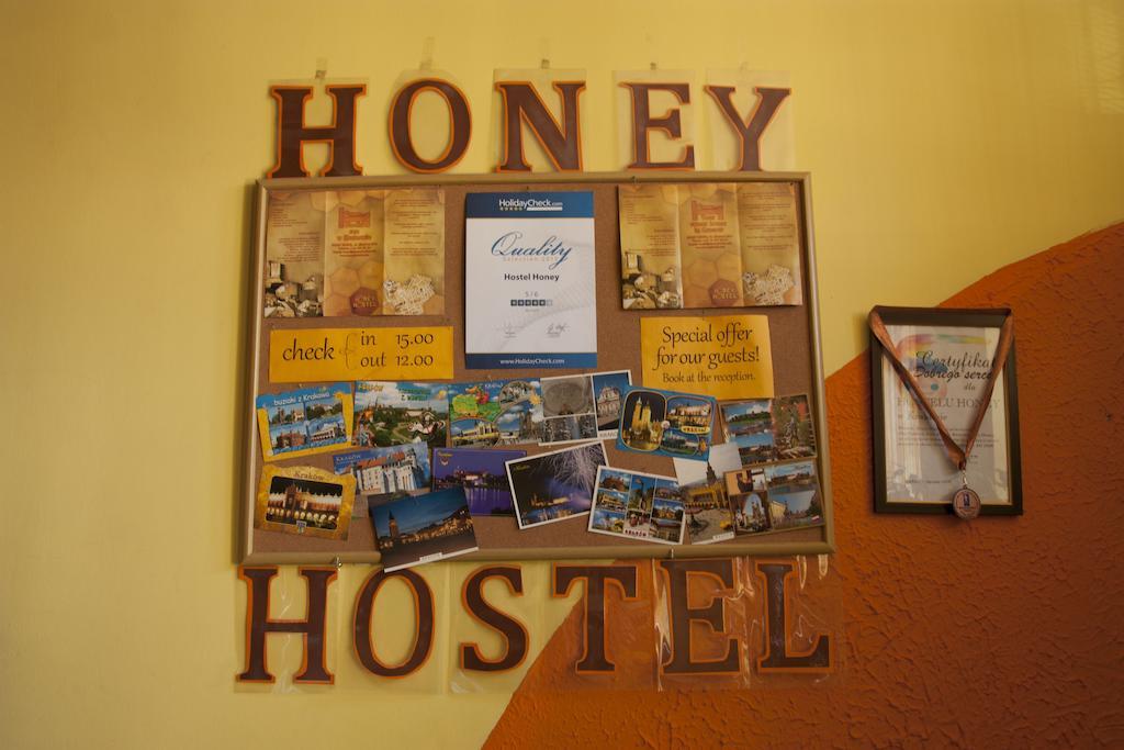 Honey Hostel Krakau Buitenkant foto
